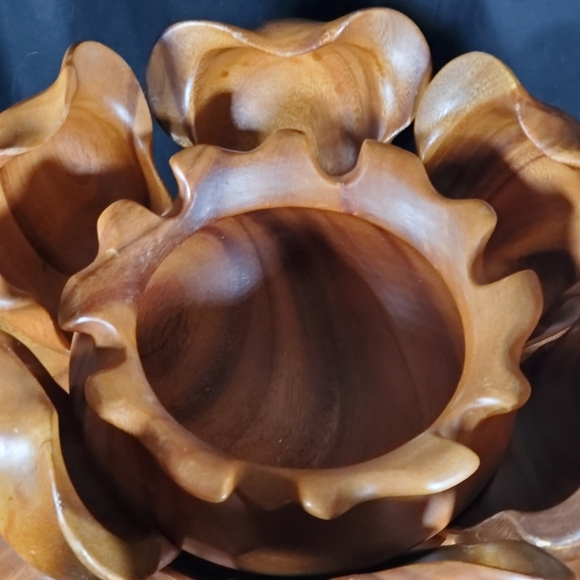 Vintage Lotus Flower Serving Set - Picture 3 of 8